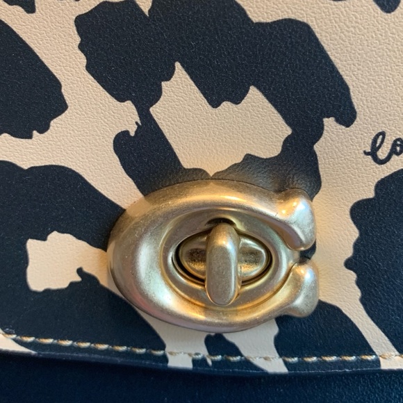 Authentic COACH 1941 calf leather leopard 3 straps turnlock flap Crosb/shoulder. - Picture 13 of 16